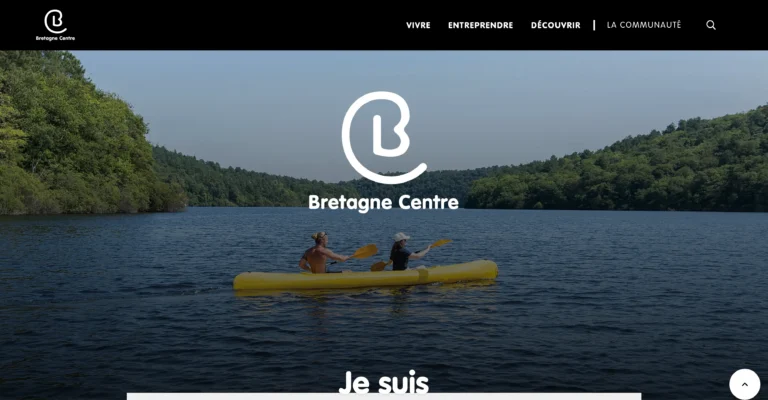 Site internet Bretagne Centre intégrant l'identité visuelle du territoire et les contenus de la collectivité.